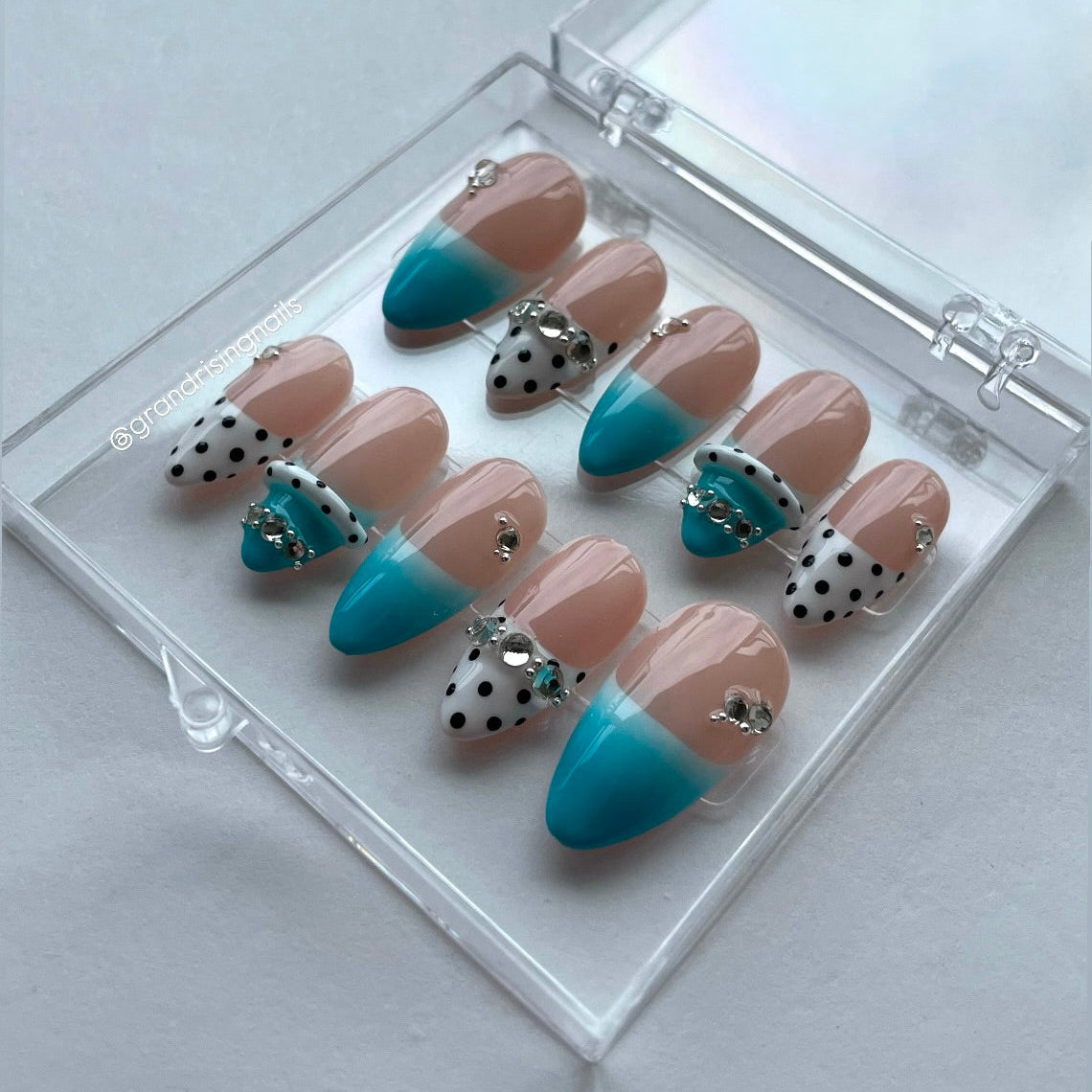 Aquamarine
